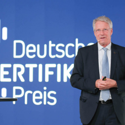 Dirk-Beichert_Buehne3